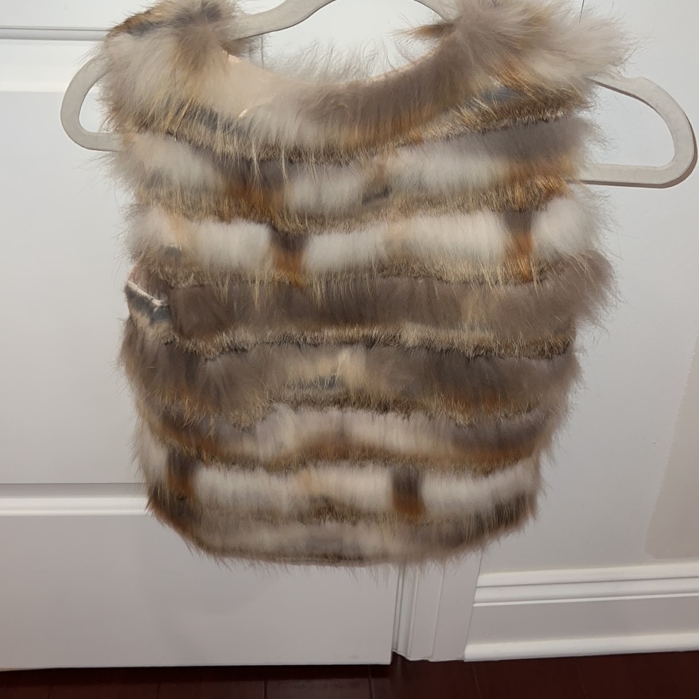 Fur vest - Picture 2 of 5